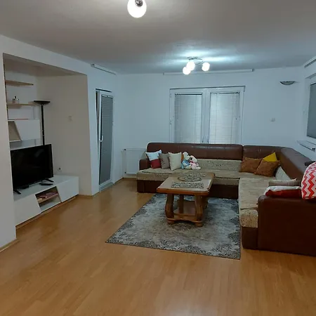 Apartman Riki